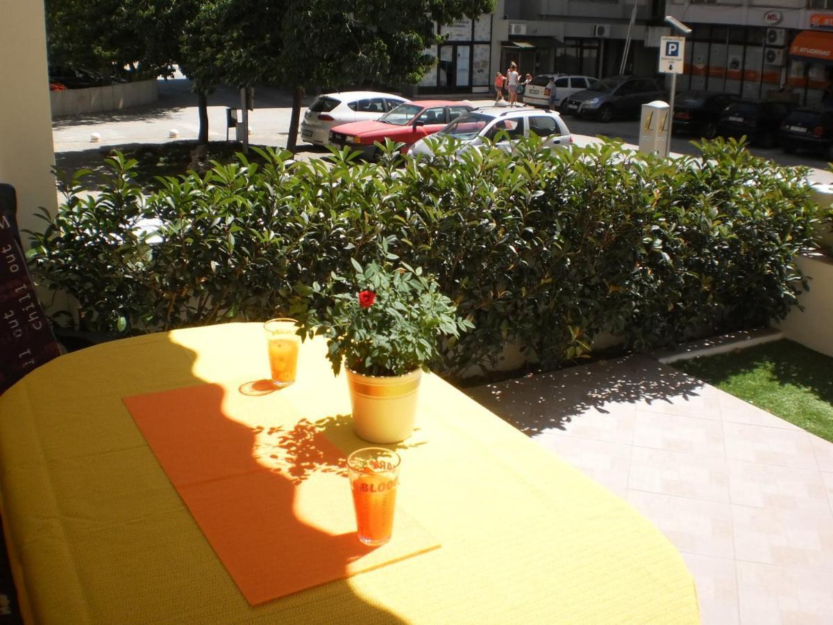 Apartment Lana Omis Exterior photo